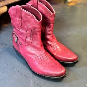 Franco Sarto Western Burgendy Booties